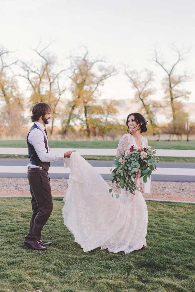 View More: http://kyleeannphotography.pass.us/jessie-and-blake