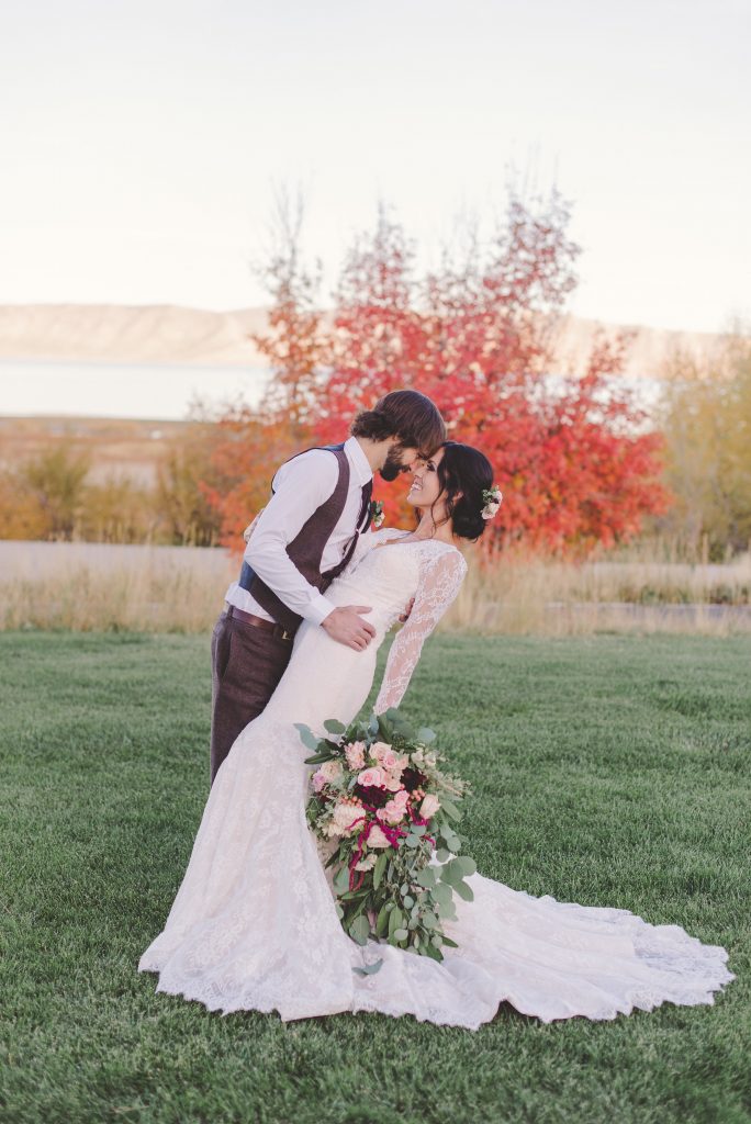 View More: http://kyleeannphotography.pass.us/jessie-and-blake